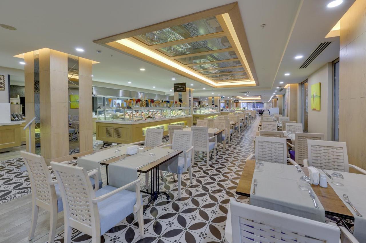 Ramada Hotel & Suites By Wyndham Кушадасъ Екстериор снимка